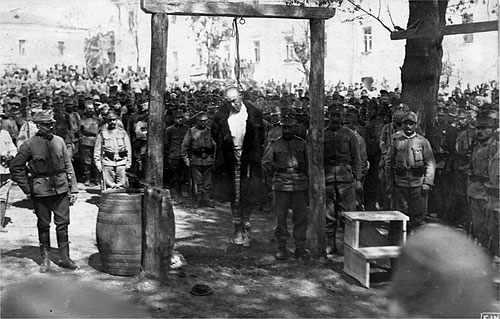 Fotos von Hinrichtungen im 1. Weltkrieg