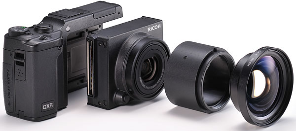 Foto GXR + Aufnahmemodul Ricoh-Objektiv 2,5-4,4/24-72 mm VC (S10) + Weitwinkelvorsatz DW-6