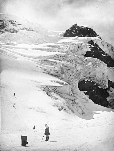 Foto Jules Beck: Aufstieg zum Fieschergletscher, 1872