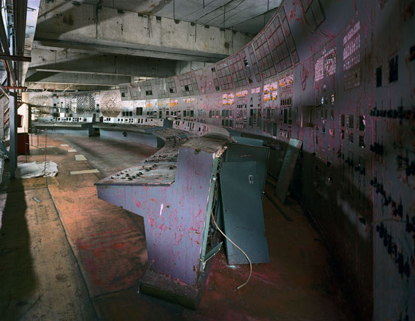 Foto Robert Polidori, Unit 4 Control Room, Chernobyl, 2001