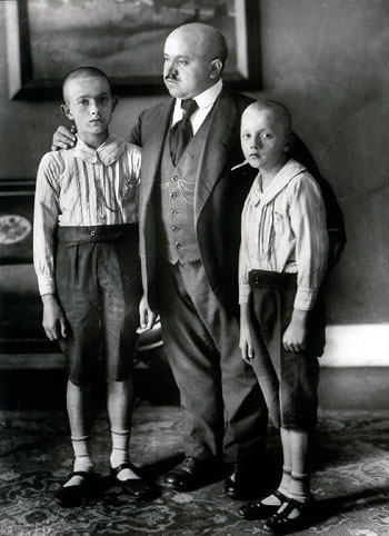 Foto August Sander: »Witwer«; aus der Serie: »Menschen des 20. Jahrhunderts«, 1914