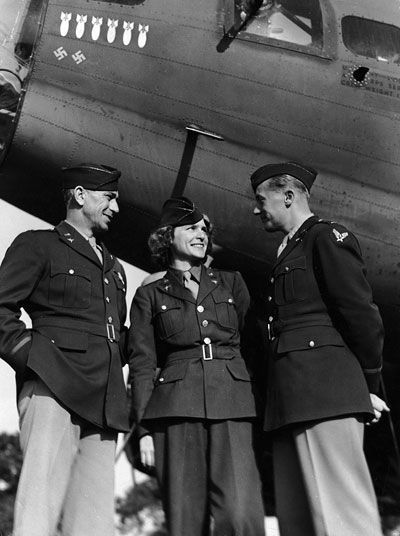 Foto Margaret Bourke-White in Air-Force-Uniform