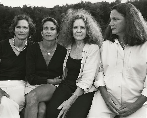 Foto Nicholas Nixon, The Brown Sisters, Wellesley College, Massachusetts, 2006