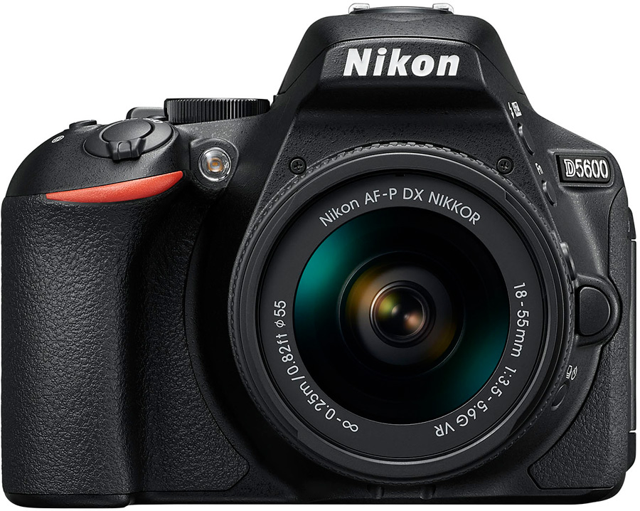 Nikon D5600 mit AF-P DX NIKKOR 18-55 mm 1:3,5-5,6G VR