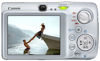 Foto der Rückseite der Digital IXUS 970 IS von Canon