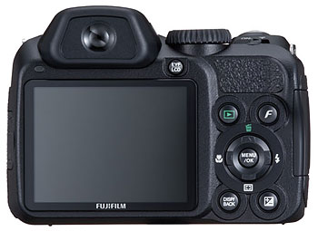 Foto der Rückseite der FinePix S2000HD von Fujifilm