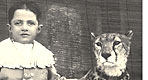 Die sechste Tochter des Nizam von Hyderabad mit Jagdgepard; Lala Din Dayal