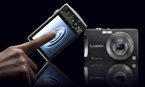 Foto der Lumix DMC-FX500 von vorn unt hinten