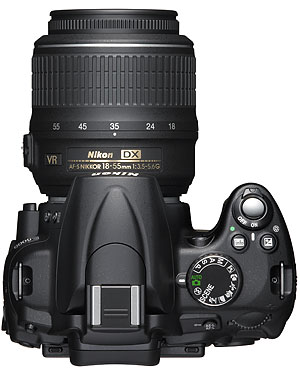 Foto der Oberseite der D5000 von Nikon