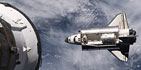 Space Shuttle nähert sich ISS