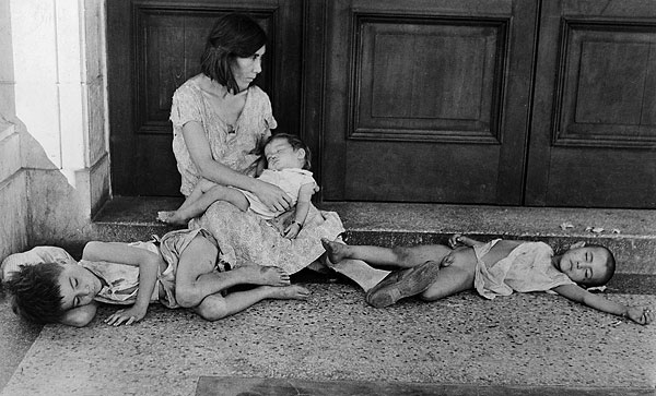 Foto Walker Evans: Hungernde kubanische Familie, 1933