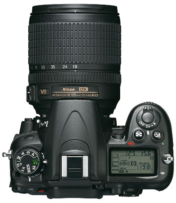 Foto der Oberseite der D7000 von Nikon