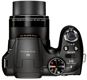 Foto der Oberseite der FinePix S2800HD von Fujifilm