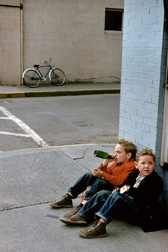 Foto Fred Herzog: Two Boys, 1960