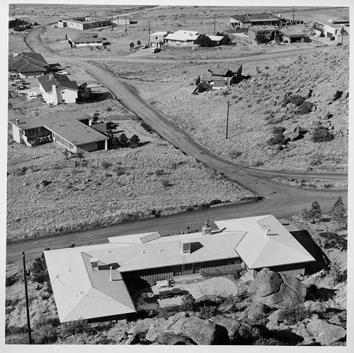 Foto Joe Deal: Untitled View (Albuquerque), 1974