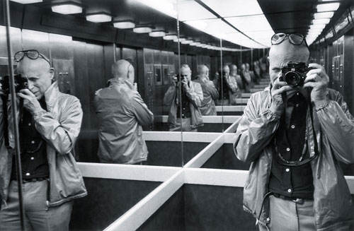 Foto Arnold Crane, Arnold Crane with Mirrors