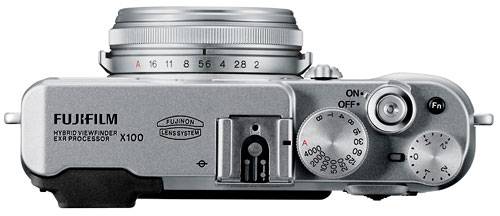 Foto der Oberseite der FinePix X100 von Fujifilm