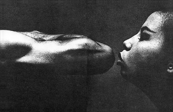 Foto Eikoh Hosoe, aus der Serie „Man and Woman“, #25, 1960