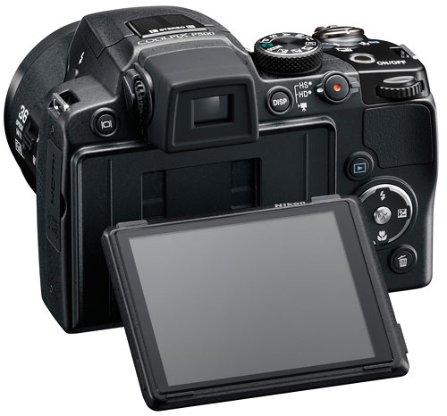 Foto der Rückseite der Coolpix P500 von Nikon