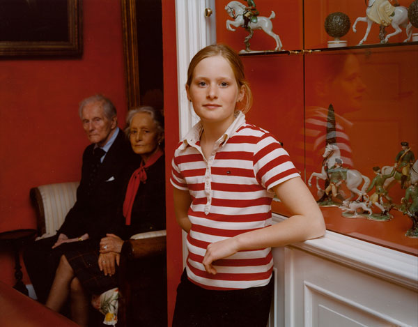Foto Tina Barney: The Granddaughter, 2004
