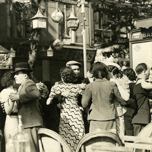 Foto Fritz Henle, „Street Dancing (Paris)“, 1938