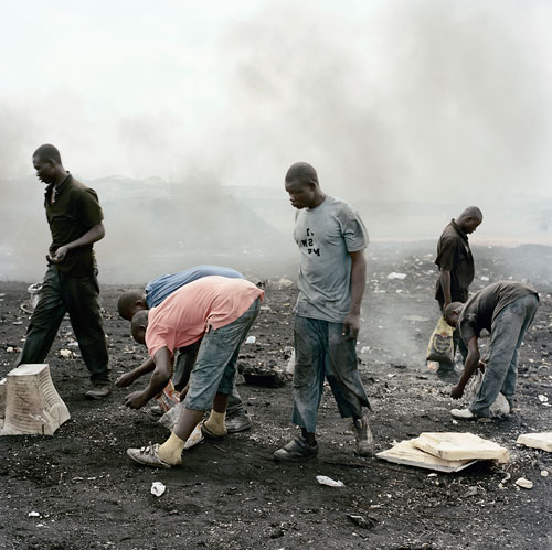 Foto Pieter Hugo, ohne Titel, aus der Serie: Permanent Error, 2009
