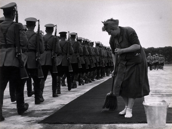 Foto Robert Lebeck, Belgrad 26. Mai 1955, Flughafen Belgrad