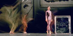 Foto-Ausschnitt James Klosty, Merce Cunningham Dance Company in: Walkaround Time, Paris 1970