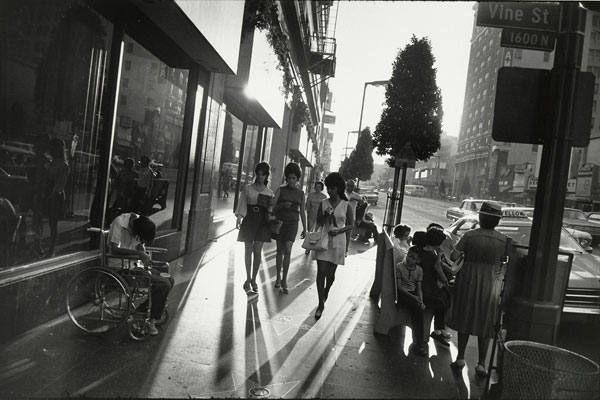 Foto Garry Winogrand (1928-1984), Los Angeles, California, 1969