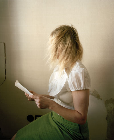 Niina Vatanen, Rooms, Memory, Untitled (Reader)