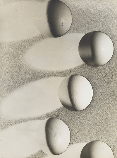 Jeanne Mandello, Solarisation (Kugeln, schwebend), 1934 - 1939