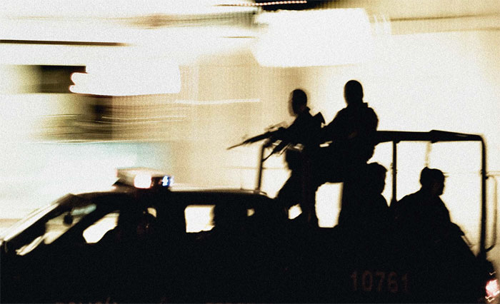 Foto Eros Hoagland, Federal police at a murder scene in Tijuana, 2008