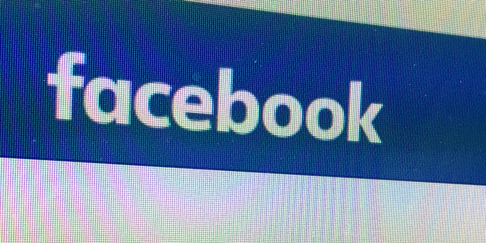 Urteil: Facebook darf Urheberhinweis nicht löschen