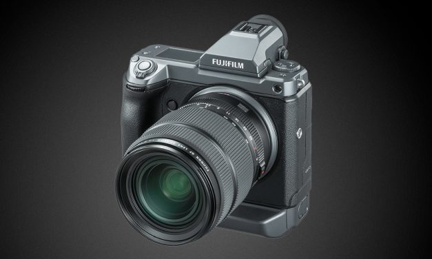Fujifilm kündigt Entwicklung der Mittelformatkamera GFX100 mit Bildstabi an