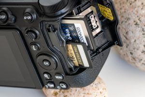 Nikon-Z6II-Cardslots