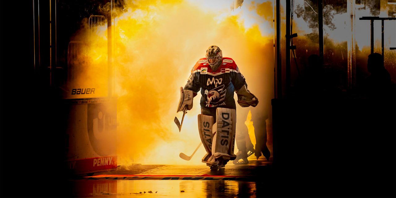 Nikon und die Deutsche Eishockey Liga küren das beste Eishockey-Foto der Saison 2021-22