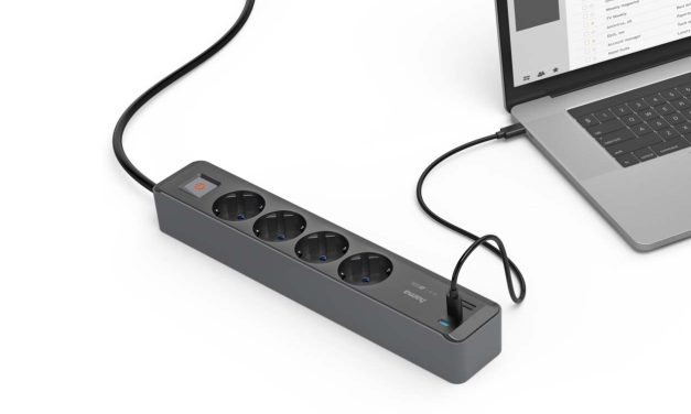 Kein Ladegerät mehr nötig: Steckdosenleiste von Hama mit USB-Anschluss
